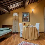 Piazza Nova Guest House